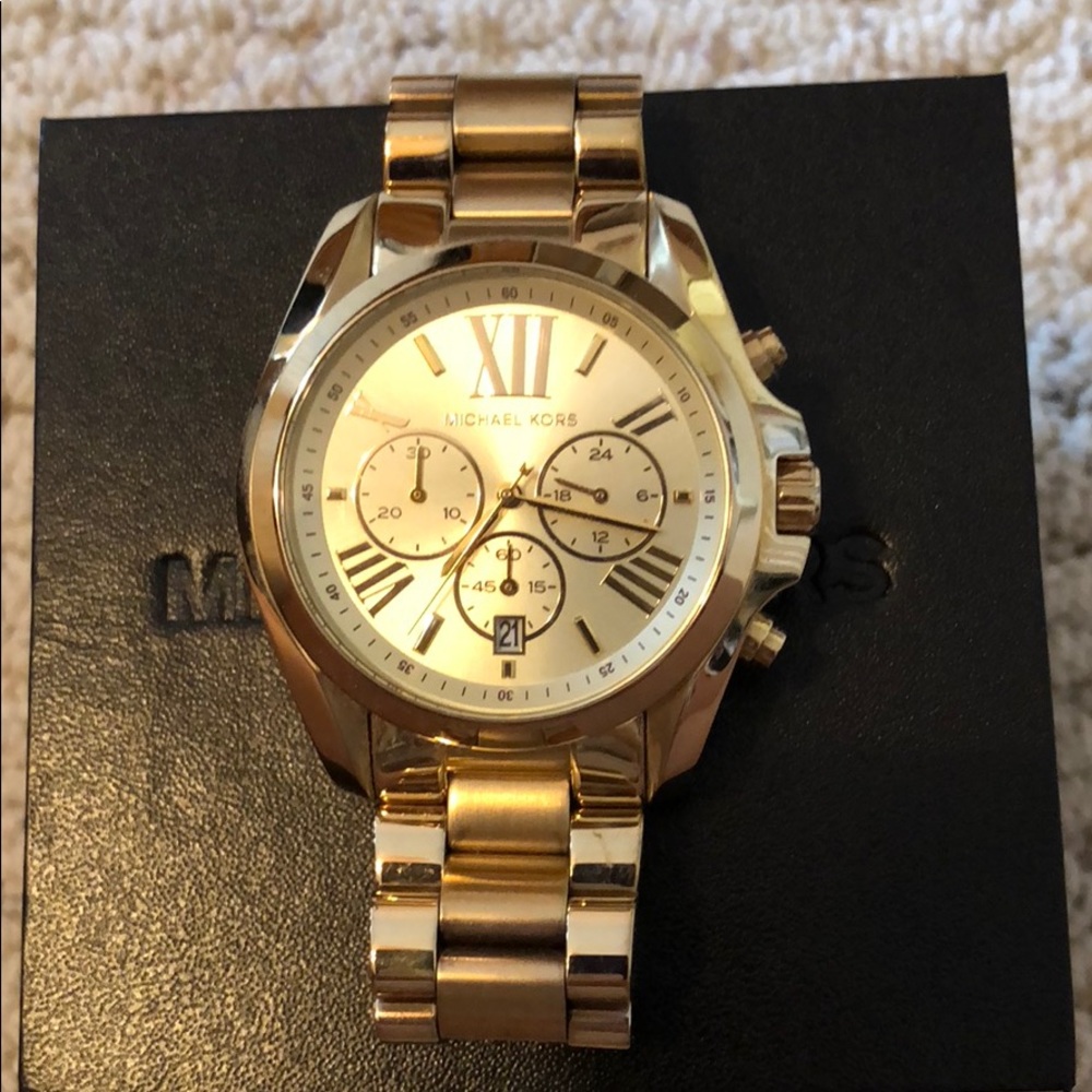 Michael Kors Watch - Gold